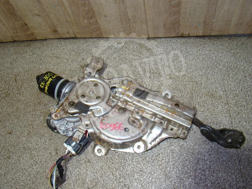 Механизм подъема двери багажника Lexus RX350 XU30