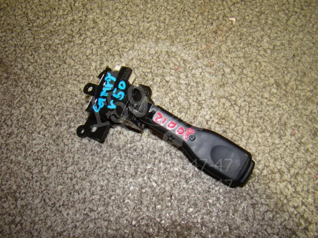 Переключатель круиз контроля Toyota Camry XV50