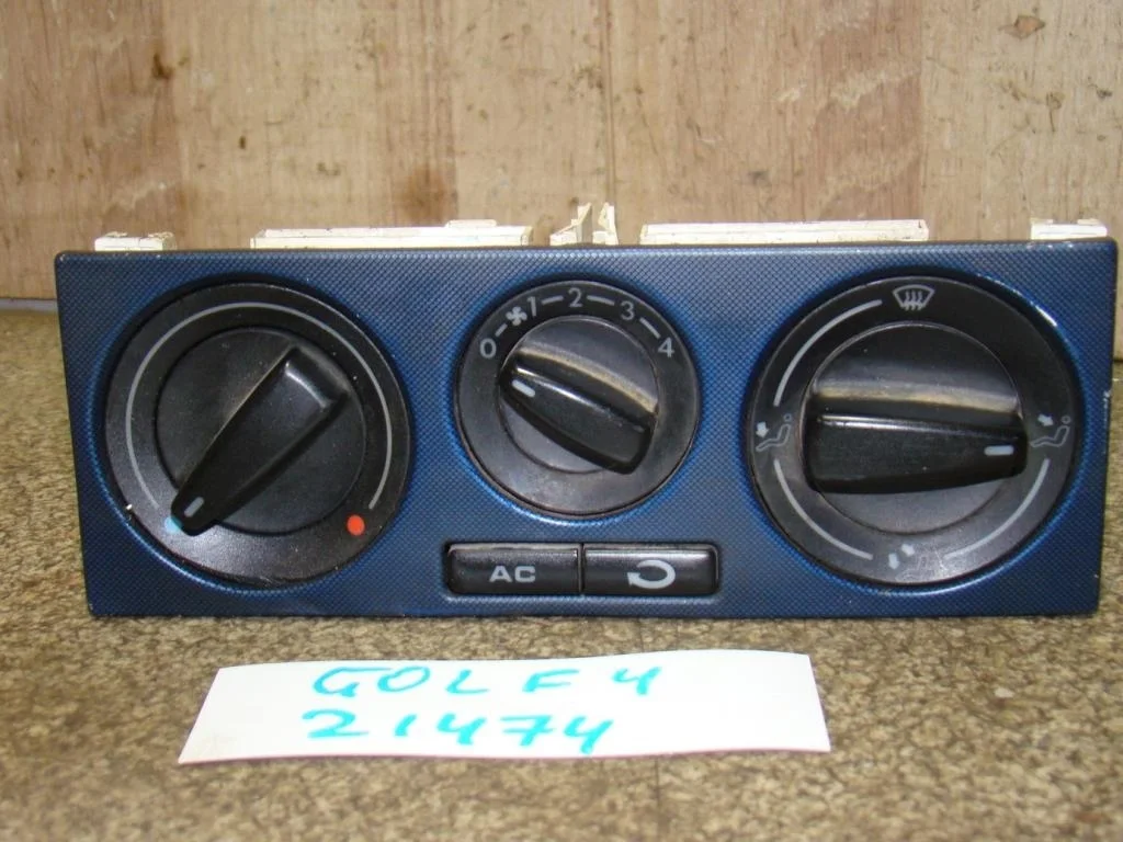 Блок управления отопителем Volkswagen Golf 4