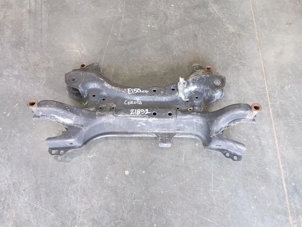 Подрамник Toyota Corolla E150