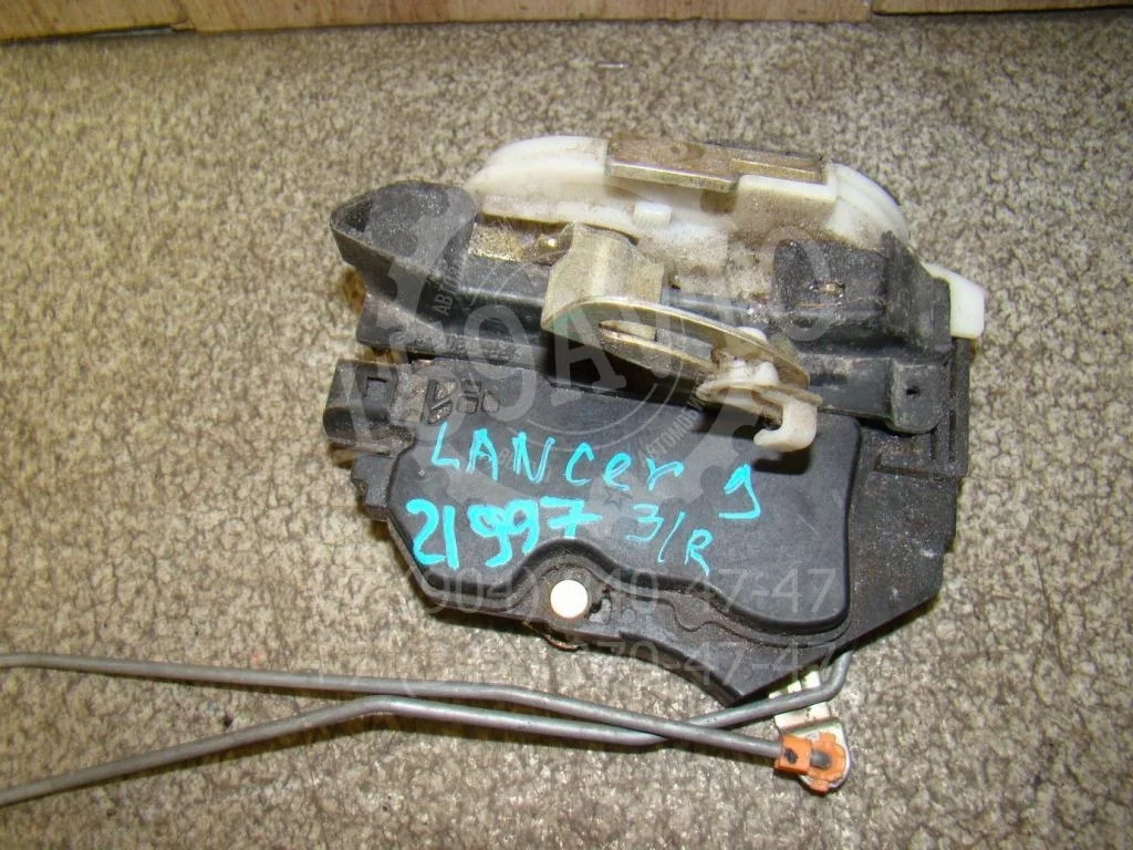 Замок двери задней правой Mitsubishi Lancer 9 CS