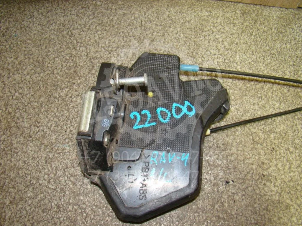 Замок двери задней левой Toyota RAV4 A30