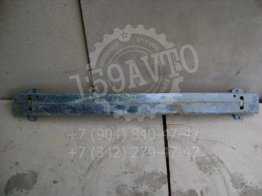 Усилитель заднего бампера Toyota Corolla E120