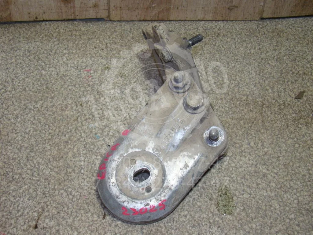 Кронштейн опоры двигателя Chevrolet Epica 2011 V250