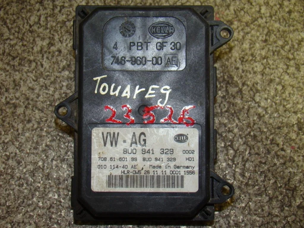 Блок управления светом Volkswagen Touareg 2 FL, NF