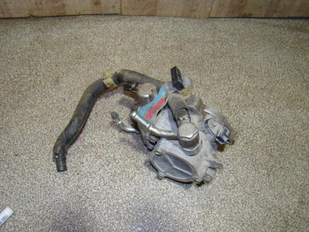 Насос вакуумный Mazda 3 BM, BN