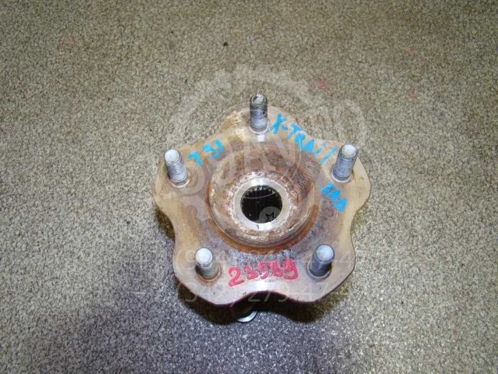 Ступица задняя Nissan X-Trail T31