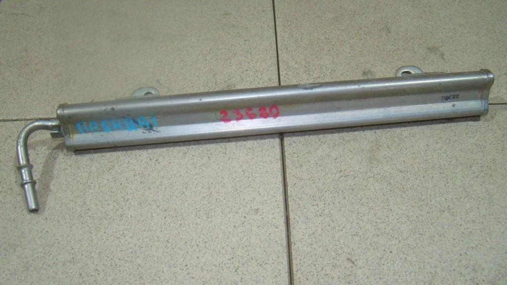 Рейка топливная Nissan Qashqai J10