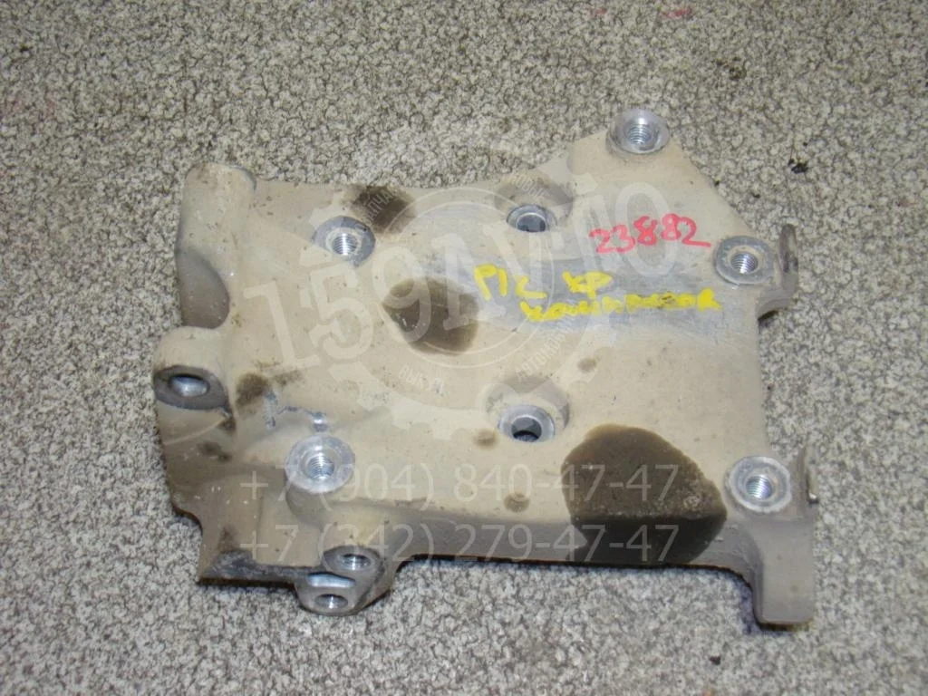 Кронштейн генератора Nissan Primera P12