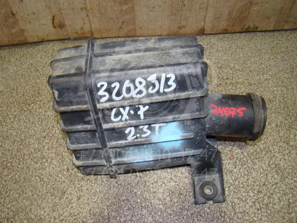 Резонатор воздушного фильтра Mazda CX-7 ER