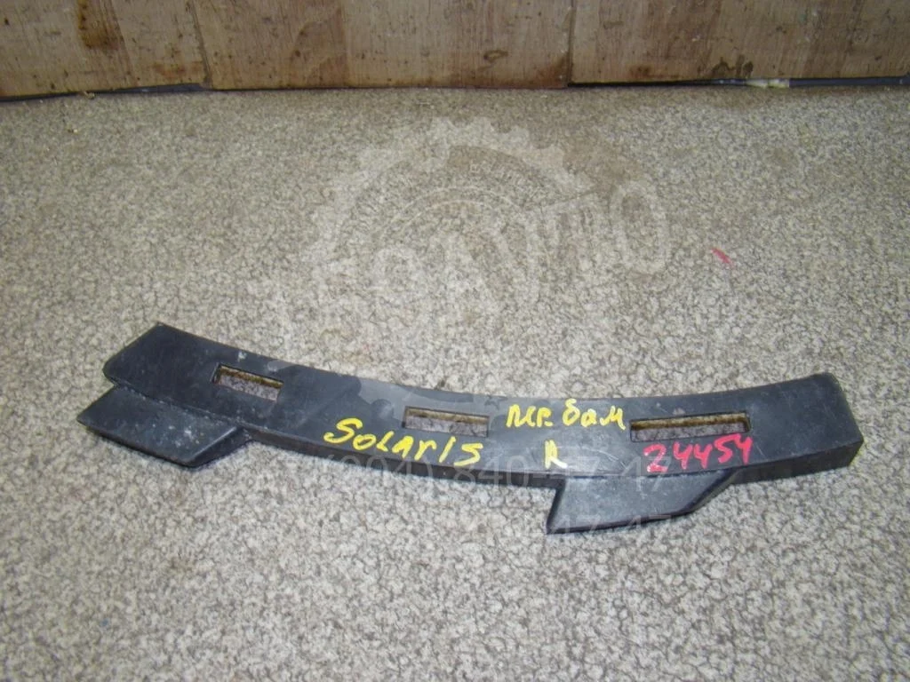 Кронштейн переднего бампера правый Hyundai Solaris 1 RB