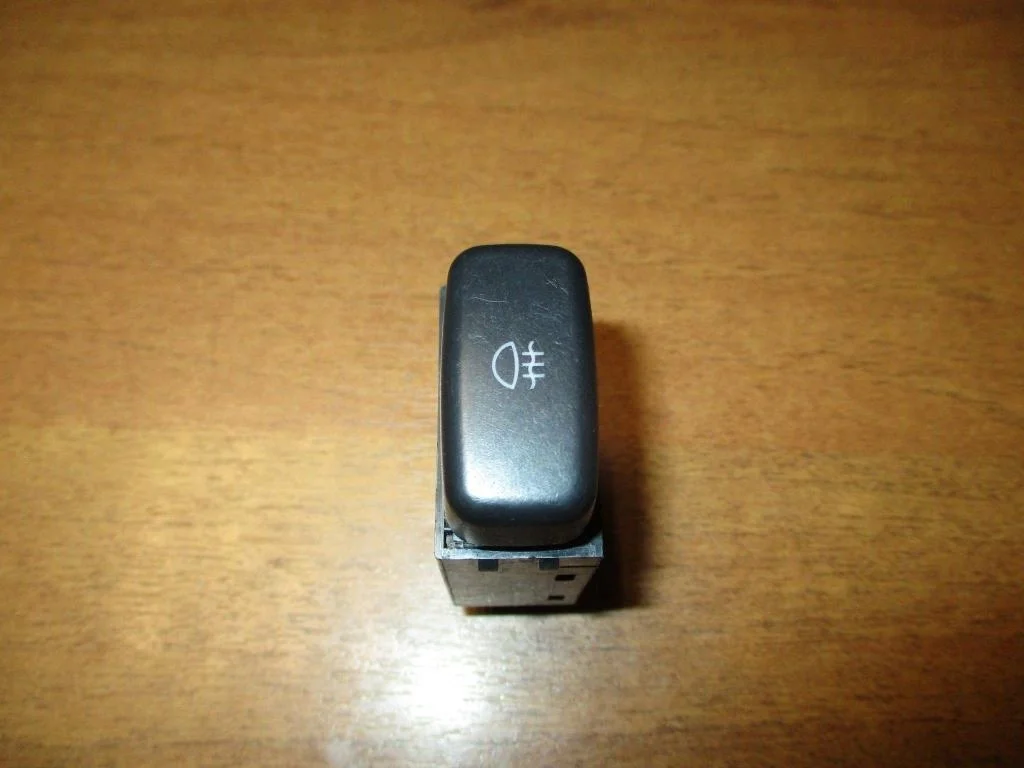 Кнопка противотуманки Mitsubishi Lancer 9 CS