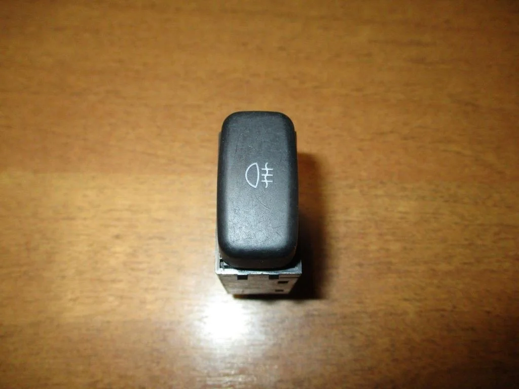 Кнопка противотуманки Mitsubishi Lancer 9 CS
