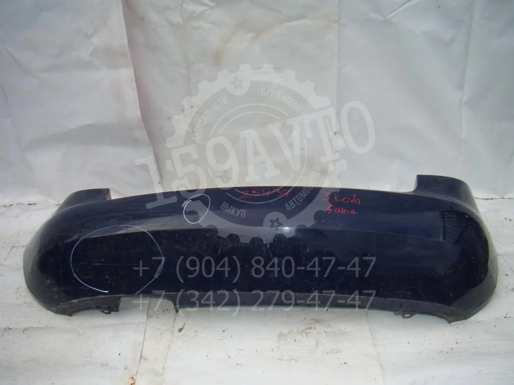 Бампер задний Skoda Fabia 2 5J