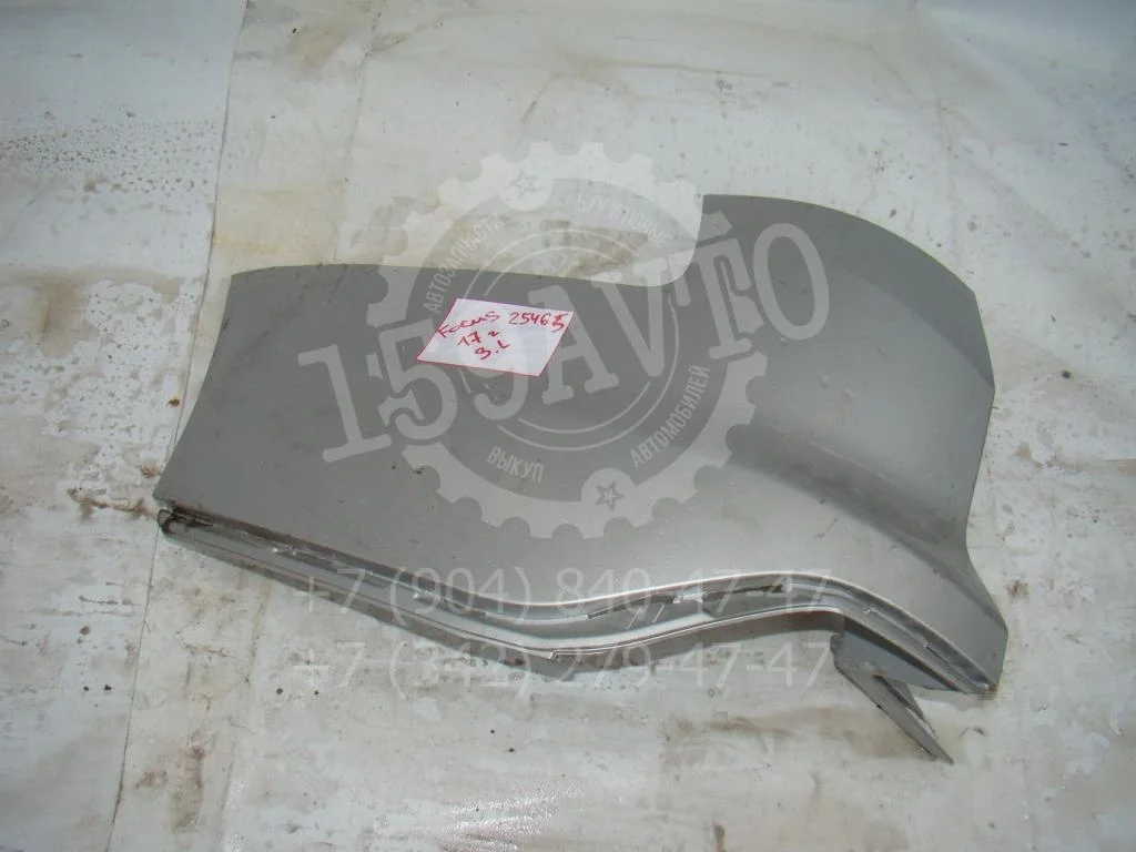 Накладка заднего бампера левая Ford Focus 3