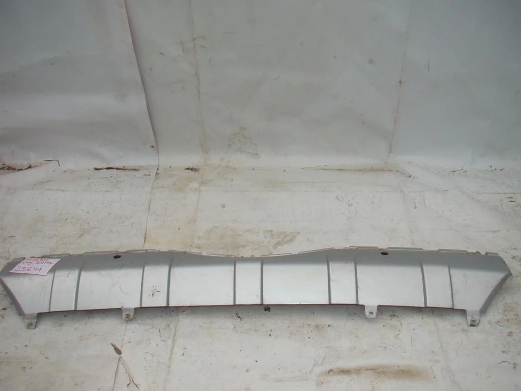 Бампер задний Mitsubishi Pajero 4 V80, V90