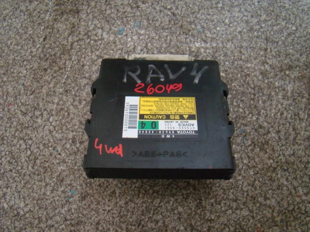 Блок электронный Toyota RAV4 A30