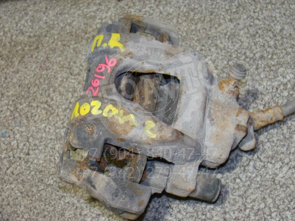 Суппорт передний правый Renault Logan 2 2015 L52
