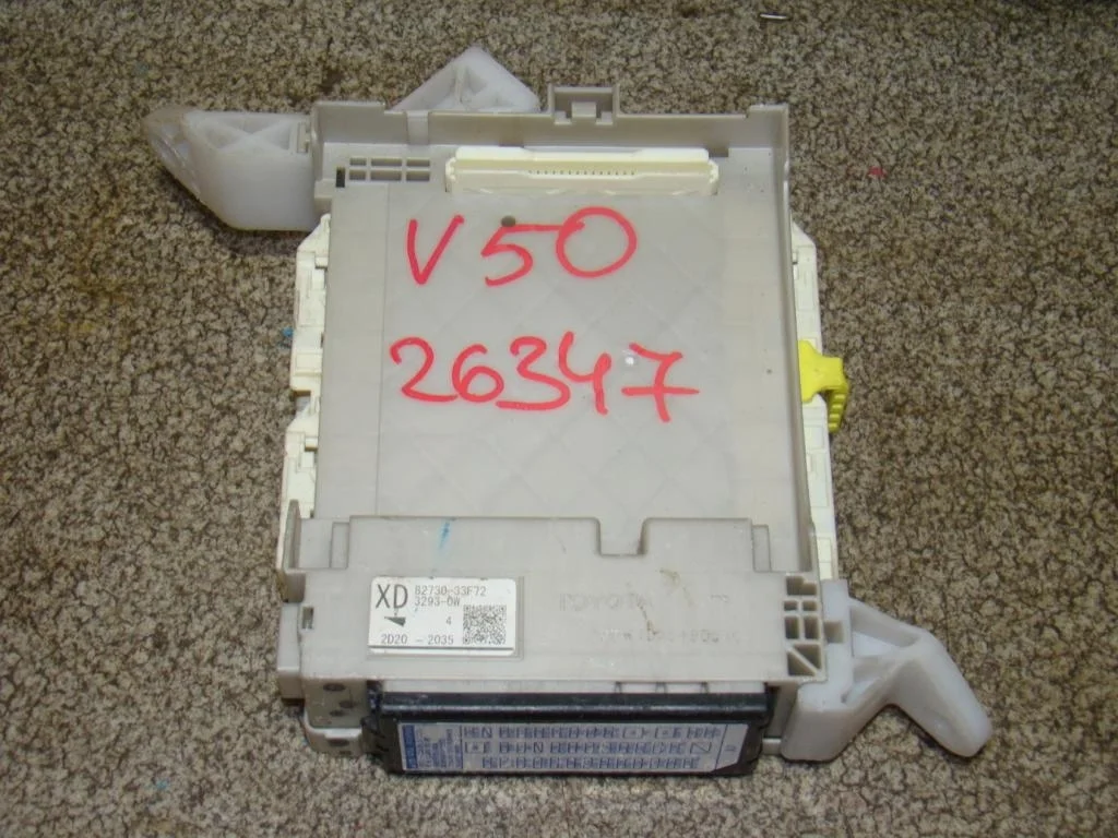 Блок предохранителей Toyota Camry XV50