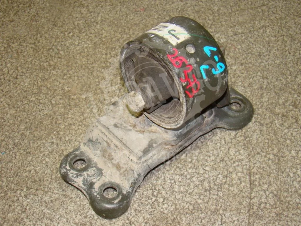 Опора кпп левая Mitsubishi Lancer 9 CS