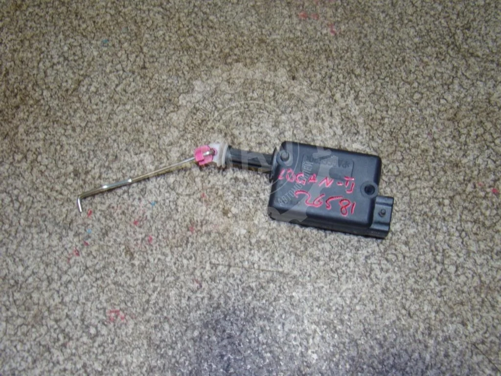 Активатор замка багажника Renault Logan 2 2015 L52