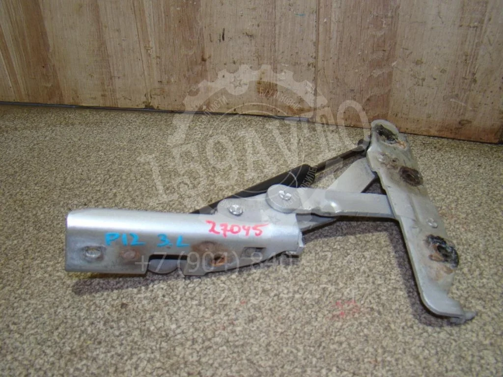 Петля крышки багажника Nissan Primera P12