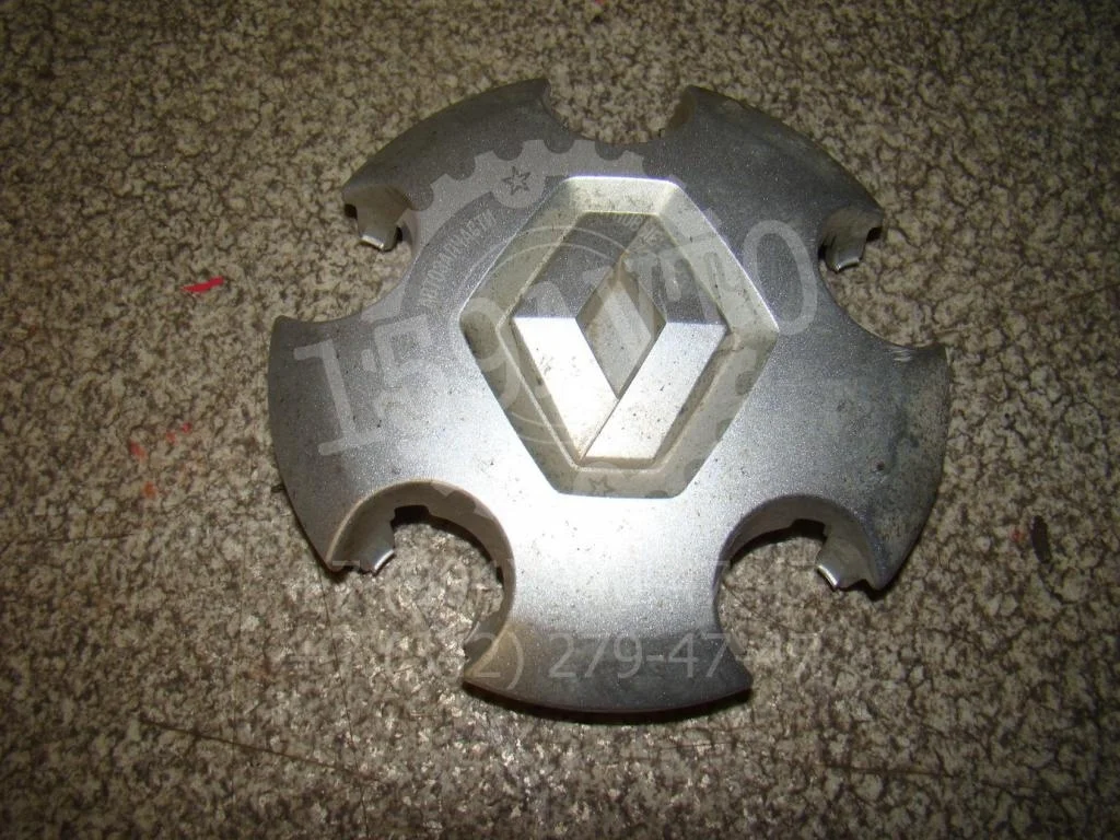 Колпак декоративный Renault Duster 1