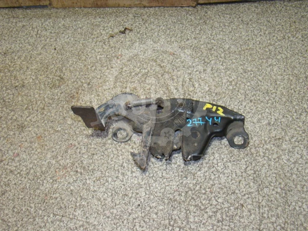 Замок капота Nissan Primera P12