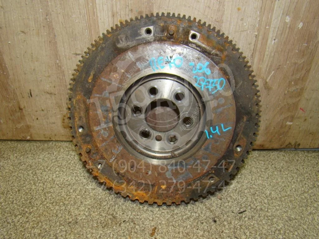 Маховик Peugeot 206