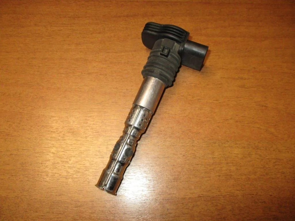 Катушка зажигания Audi A4 B7