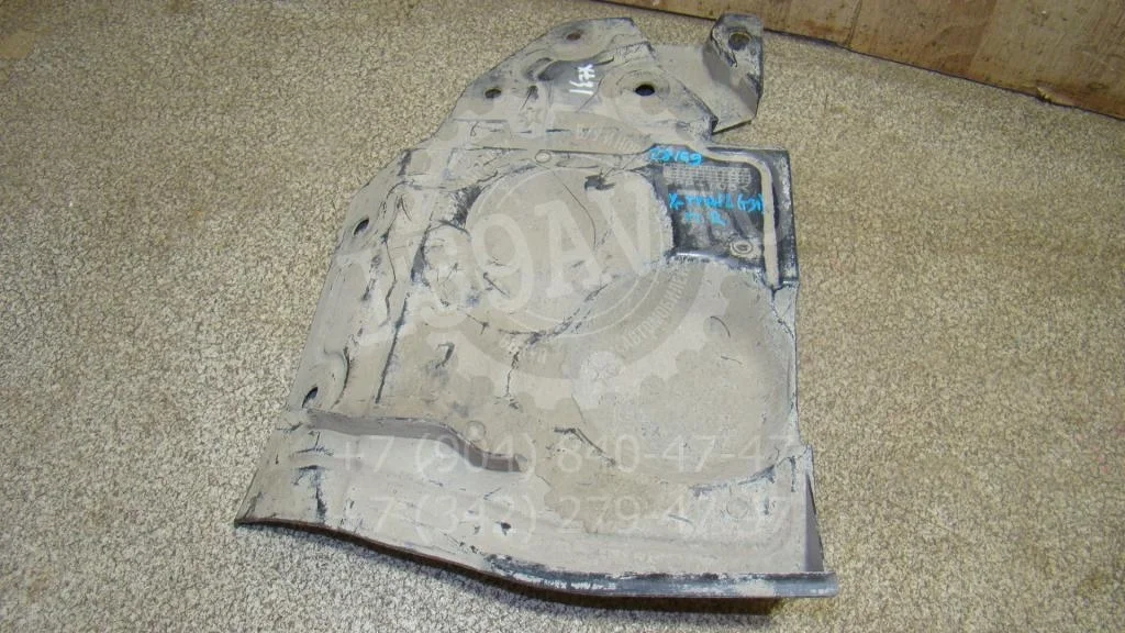 Пыльник двигателя боковой правый Nissan X-Trail T31