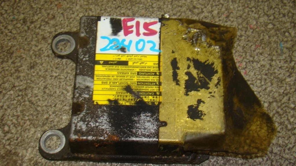 Блок управления air bag Toyota Corolla E150