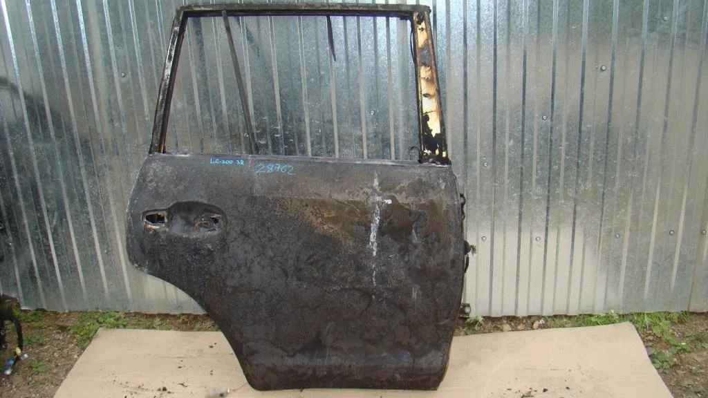 Дверь задняя правая Toyota Land Cruiser 2008 J200