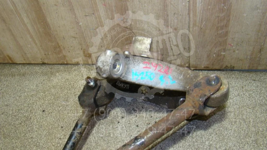 Кулак поворотный задний левый Lexus IS250 XE20