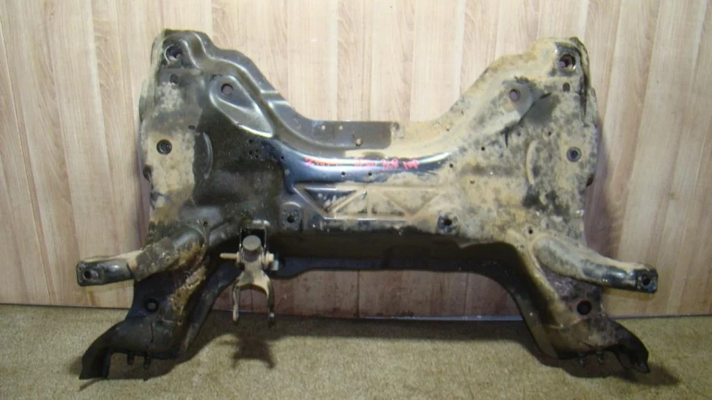 Подрамник Peugeot 308 T7