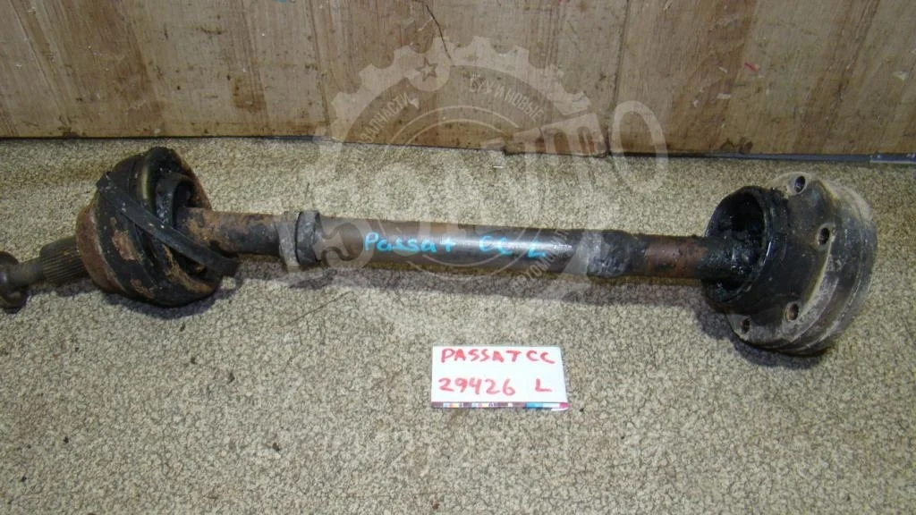 Полуось передняя левая Volkswagen Passat CC 2012