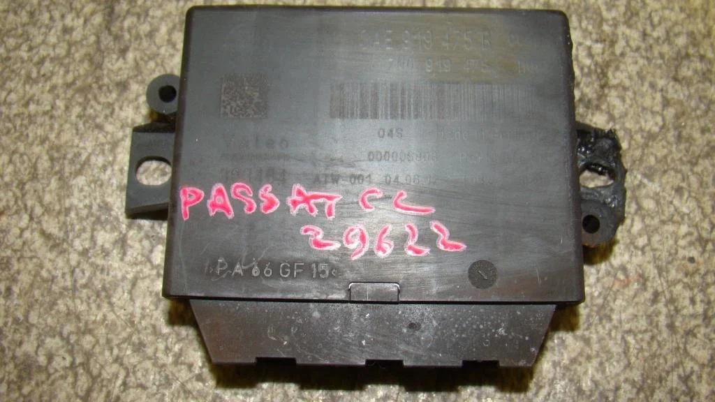 Блок управления парктроником Volkswagen Passat CC 2012