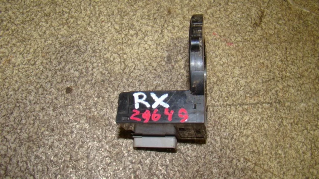 Датчик угла поворота руля Lexus RX350 XU30