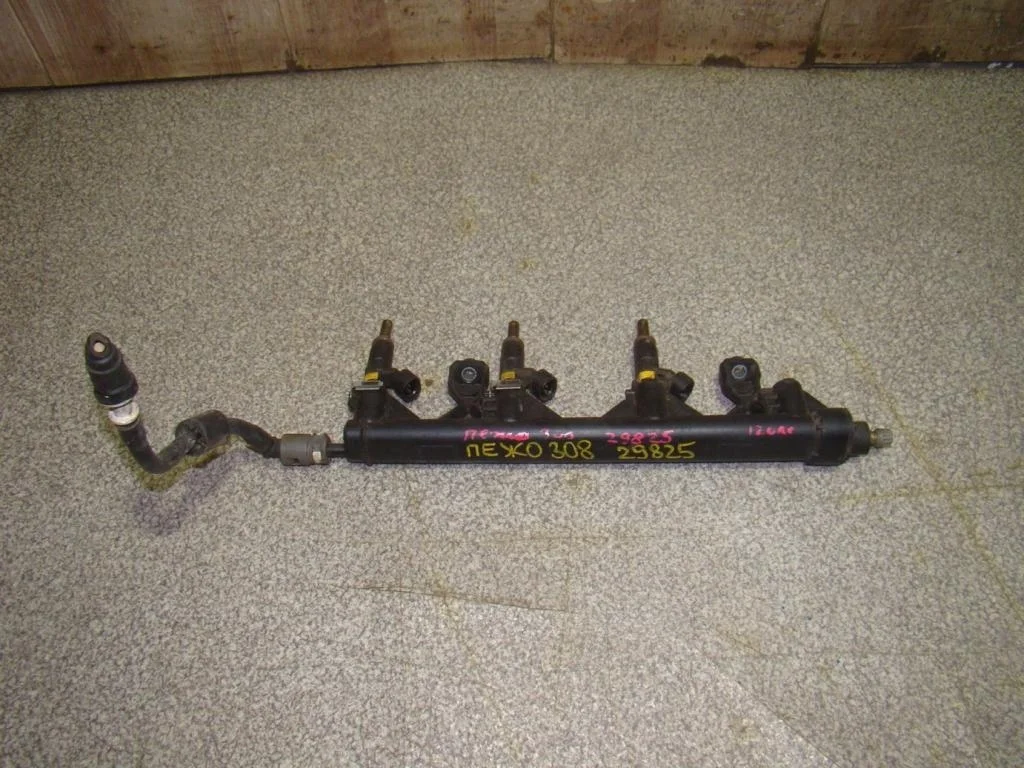 Рейка топливная Peugeot 308 T7