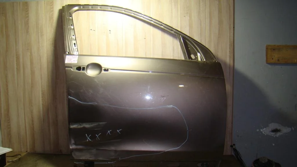 Дверь передняя правая Land Rover Discovery Sport L550