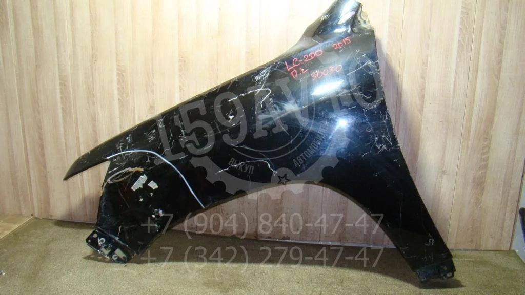 Крыло переднее левое Toyota Land Cruiser J200