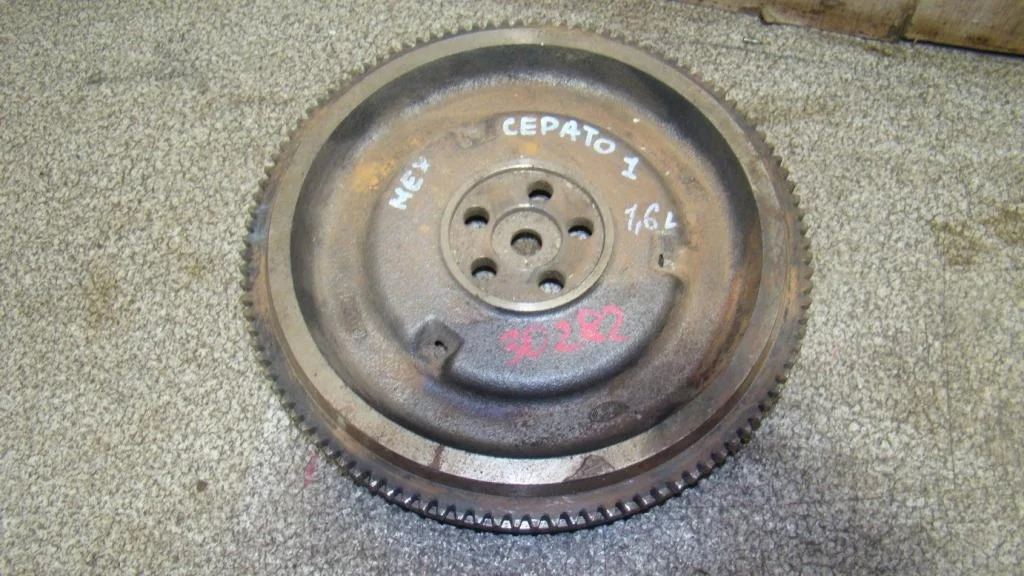 Маховик Kia Cerato 1 LD