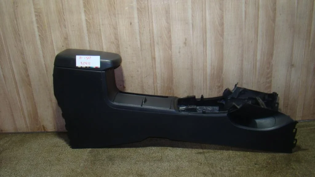 Консоль Toyota Corolla E150