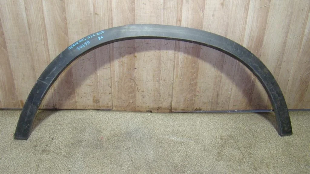 Накладка заднего крыла левого Mercedes-Benz GLC-Class X253