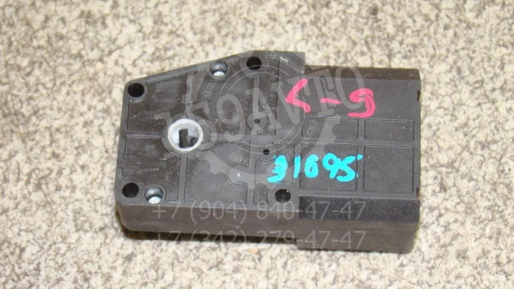 Моторчик заслонки печки Mitsubishi Lancer 9 2006 CS