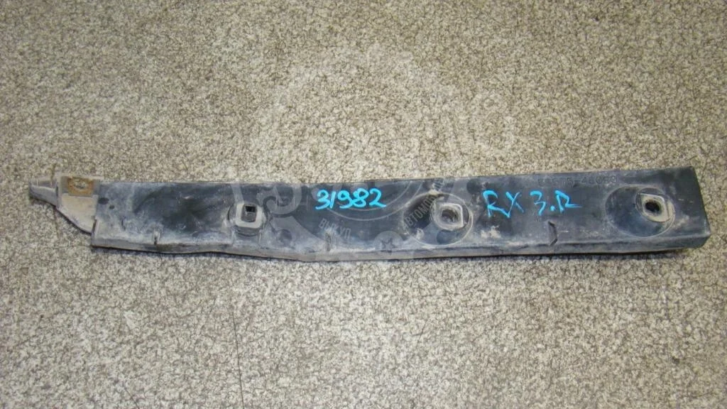 Кронштейн заднего бампера правый Lexus RX350 XU30