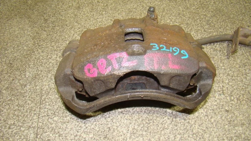 Суппорт передний левый Hyundai Getz TB