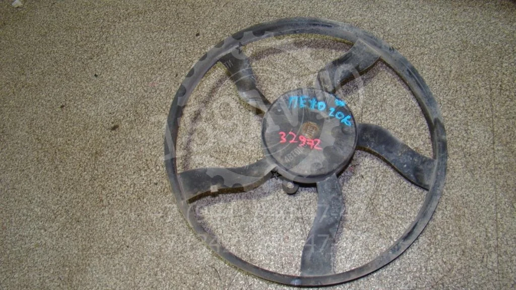 Вентилятор радиатора Peugeot 206