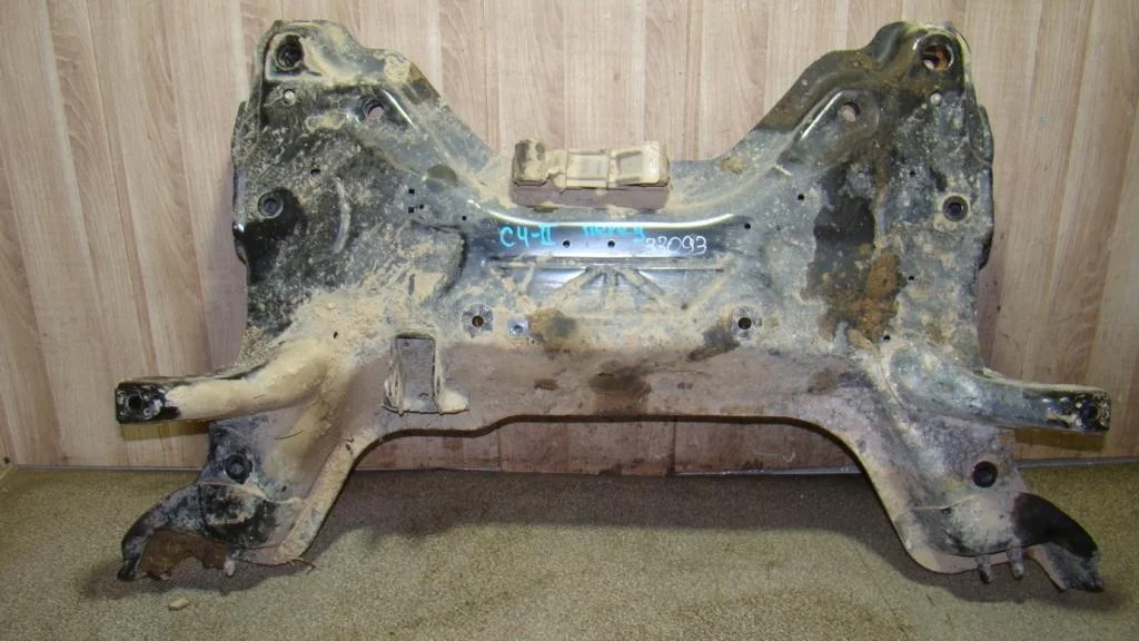 Подрамник Citroen C4 2013 B7