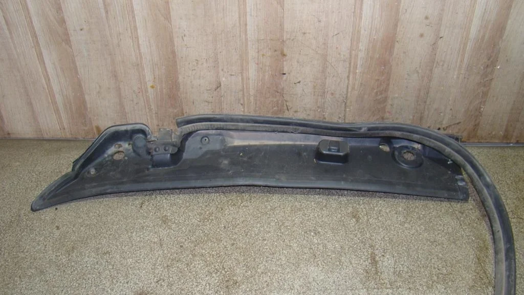 Решетка стеклоочистителя Peugeot Boxer 2012 250, 290